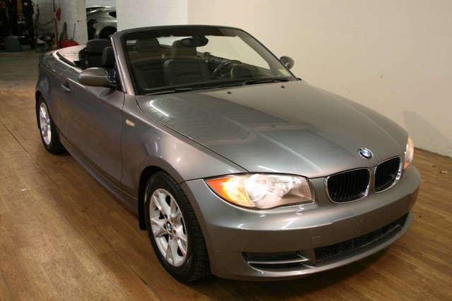 2009 BMW 128I Convertible (Gray/Black)