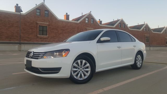 2014 Volkswagen Passat (White/Tan)