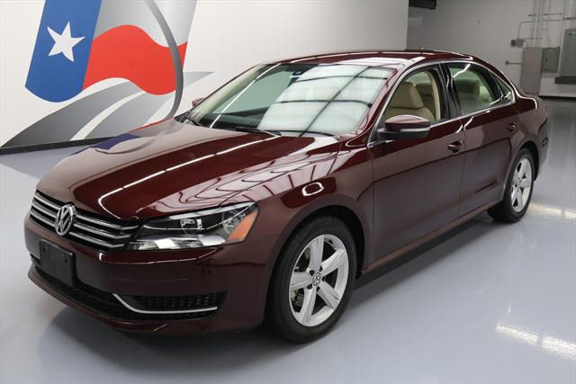 2013 Volkswagen Passat (Burgundy/Tan)