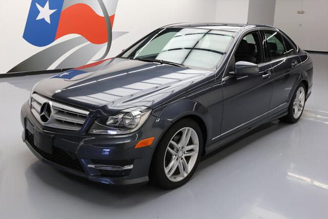 2013 Mercedes-Benz C-Class (Gray/Black)