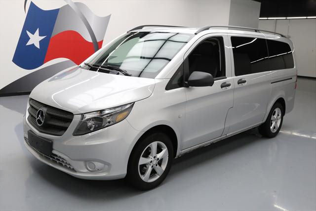 2016 Mercedes-Benz Metris (Silver/Black)