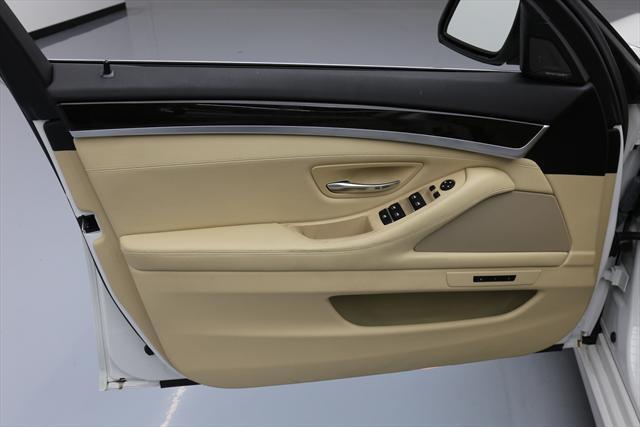 2014 BMW 5-Series (White/Tan)