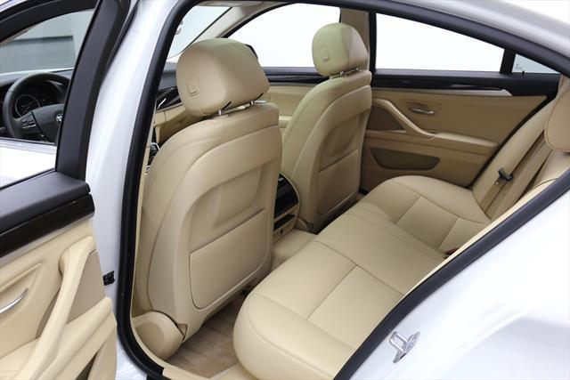 2014 BMW 5-Series (White/Tan)