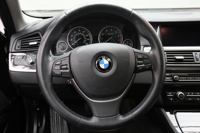 2015 BMW 5-Series (Gray/Black)