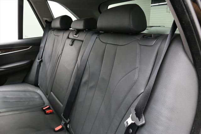 2015 BMW X5 (Black/Black)