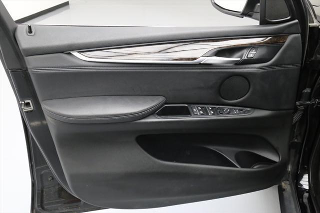 2015 BMW X5 (Black/Black)