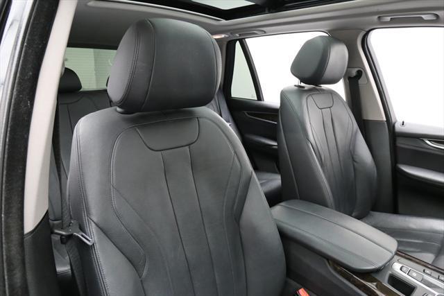 2015 BMW X5 (Black/Black)