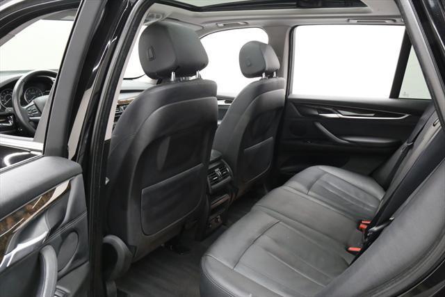 2015 BMW X5 (Black/Black)