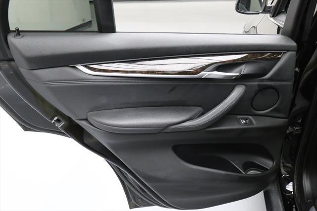 2015 BMW X5 (Black/Black)