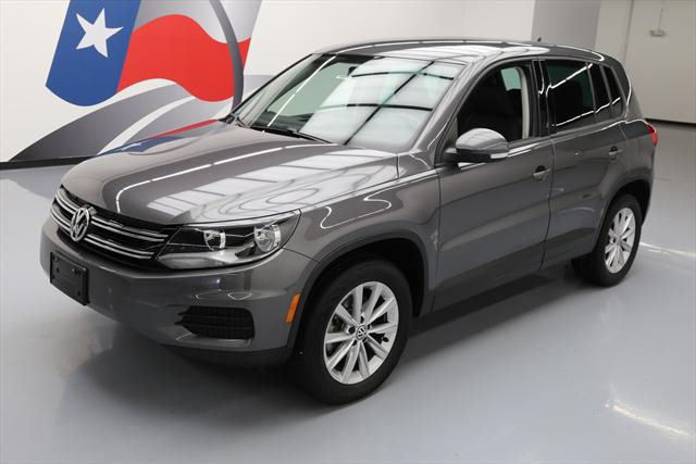 2014 Volkswagen Tiguan (Gray/Black)