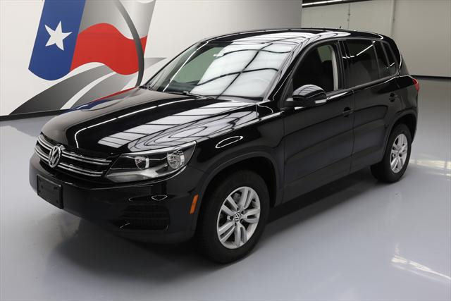 2013 Volkswagen Tiguan (Black/Black)