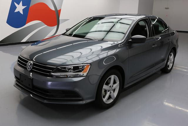 2016 Volkswagen Jetta (Gray/Black)