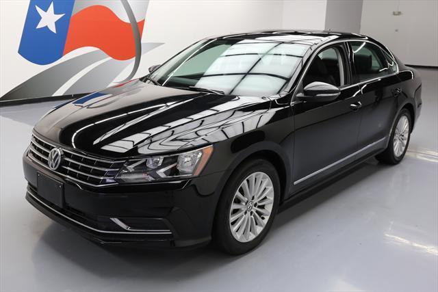 2016 Volkswagen Passat (Black/Black)