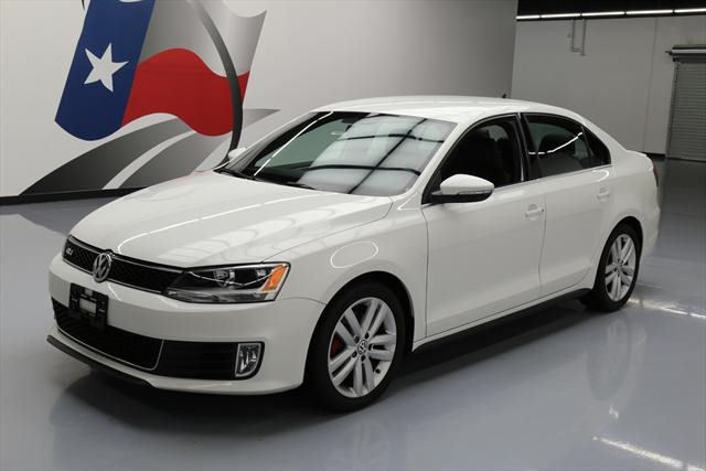 2013 Volkswagen GLI (White/Black)