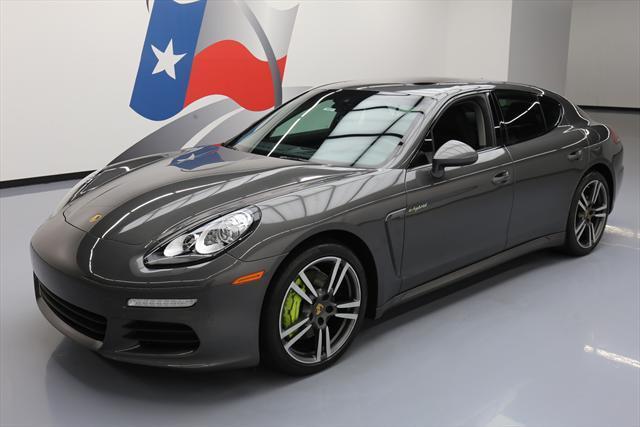 2014 Porsche Panamera (Gray/Black)