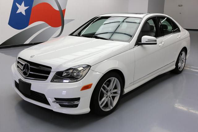 2014 Mercedes-Benz C-Class (White/Gray)