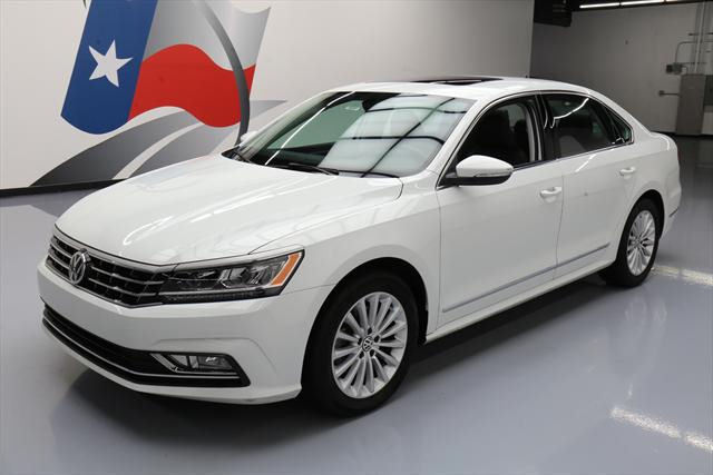 2016 Volkswagen Passat (White/Black)