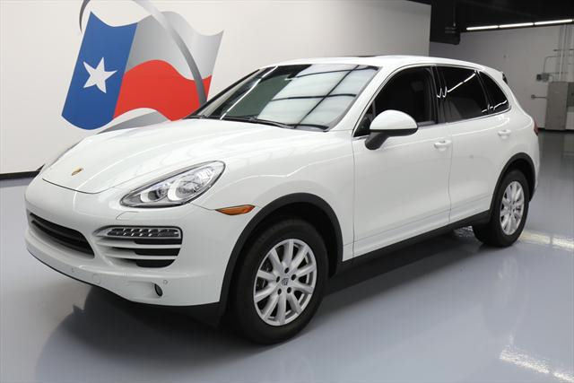 2014 Porsche Cayenne (White/Black)