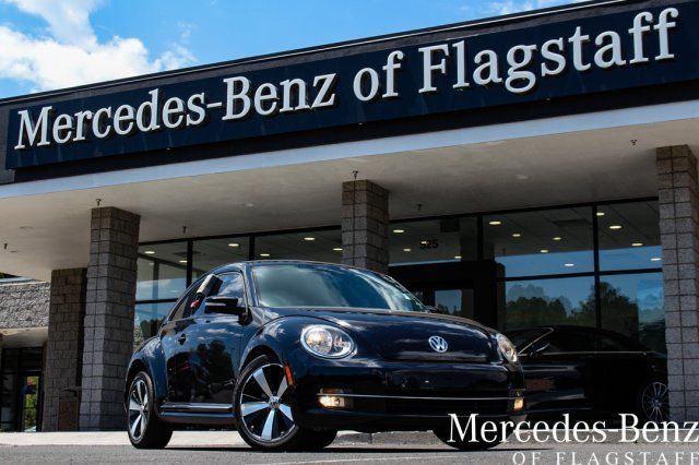 2012 Volkswagen Beetle-New (Black/--)