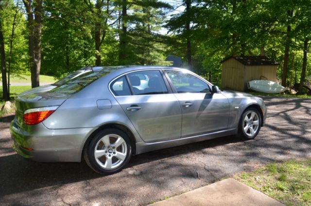 2008 BMW 5-Series (Gray/Black)