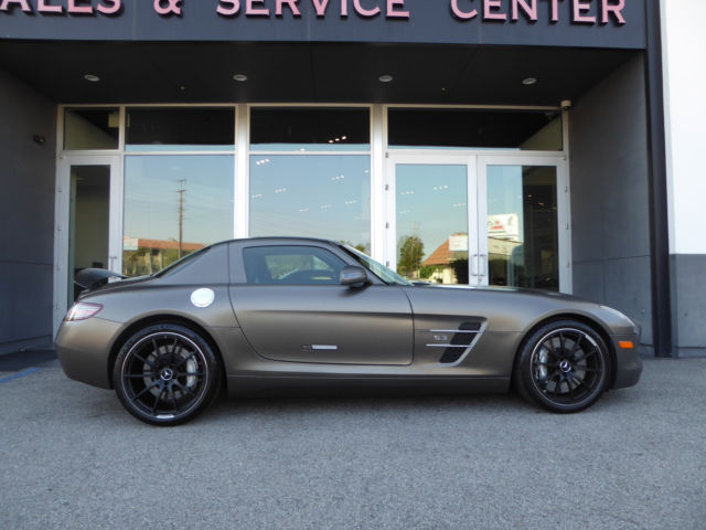 2012 Mercedes-Benz SLS AMG (Gray/Black)