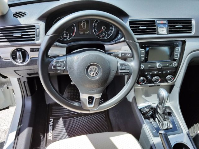 2015 Volkswagen Passat (White/Tan/Black)