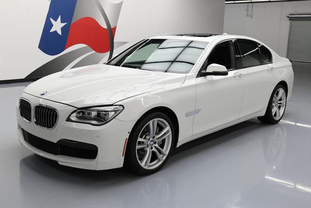 2015 BMW 7-Series (White/Black)