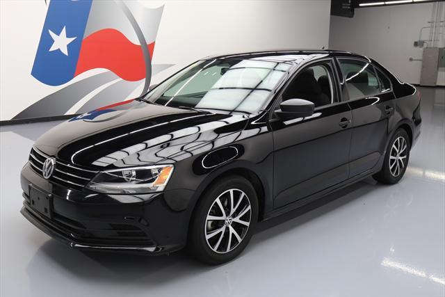 2016 Volkswagen Jetta (Black/Black)