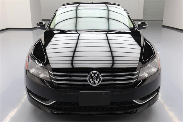 2014 Volkswagen Passat (Black/Tan)