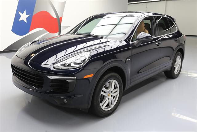 2015 Porsche Cayenne (Blue/Tan)