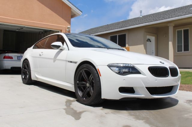 2010 BMW M6 (White/Red)