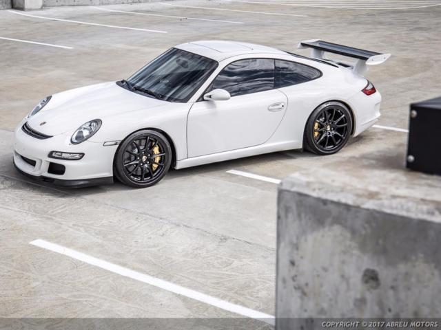 2007 Porsche 911 (White/Black)