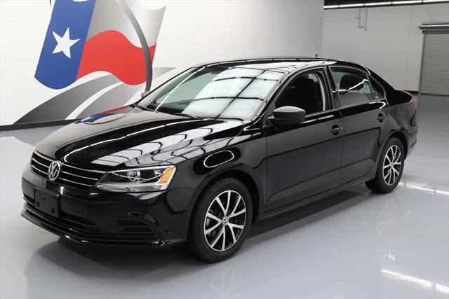 2016 Volkswagen Jetta (Black/Black)