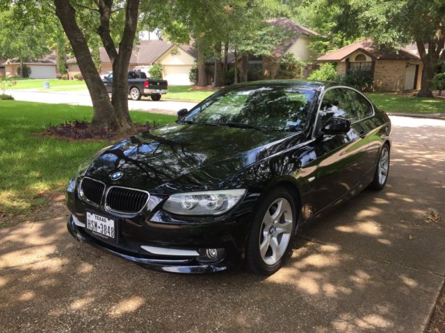 2011 BMW 3-Series (Black/Black)