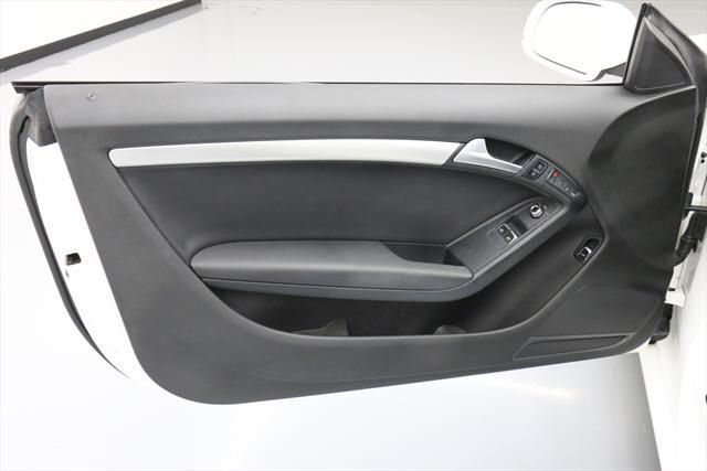 2013 Audi A5 (White/Black)