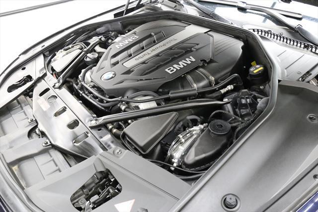 2015 BMW 7-Series (Black/Black)