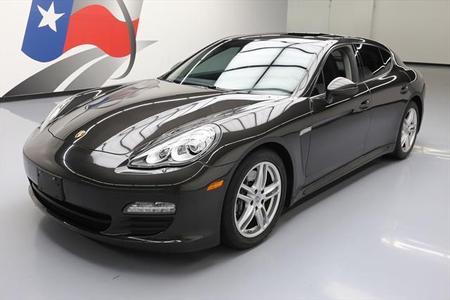 2012 Porsche Panamera (Gray/Black)