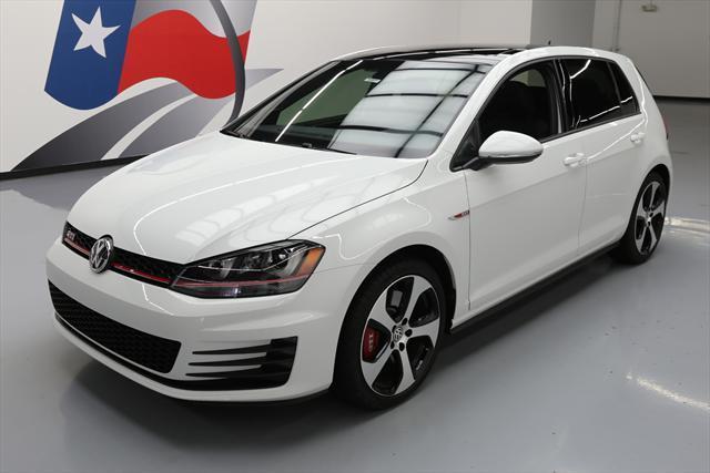 2016 Volkswagen Golf (White/Black)