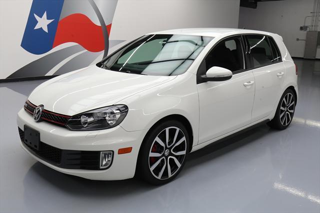 2014 Volkswagen Golf (White/Black)