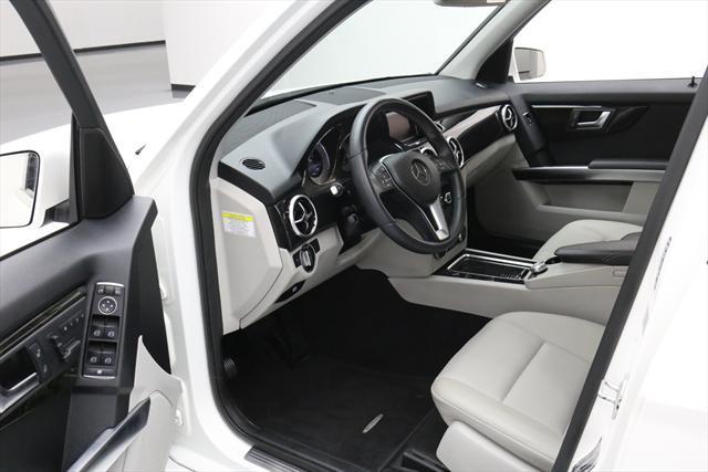 2014 Mercedes-Benz GLK-Class (White/Gray)