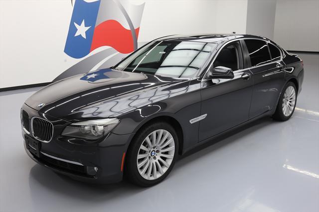 2012 BMW 7-Series (Gray/Black)