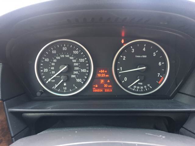 2008 BMW 5-Series (White/Beige)