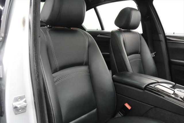 2015 BMW 5-Series (Silver/Black)