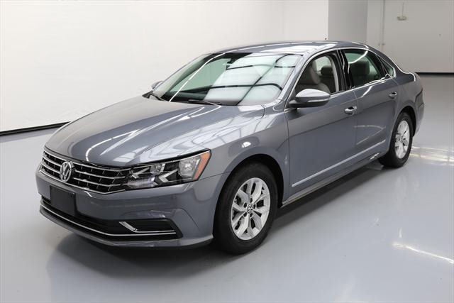 2016 Volkswagen Passat (Gray/Gray)
