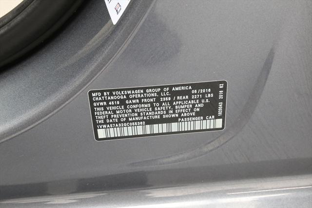 2016 Volkswagen Passat (Gray/Gray)