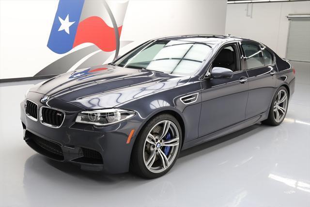 2014 BMW M5 (Gray/Black)