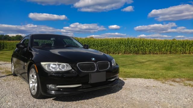 2011 BMW 3-Series (Black/Black)