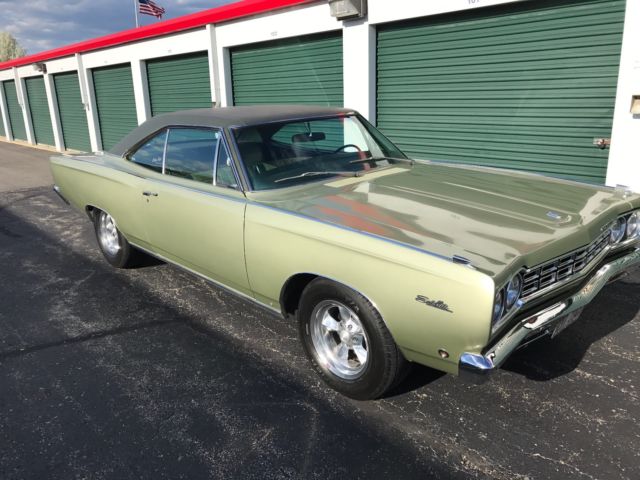 1968 Plymouth Satellite (Green/Green)