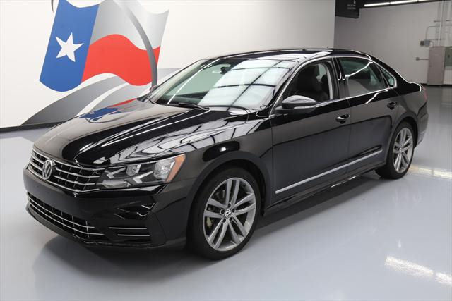 2016 Volkswagen Passat (Black/Black)