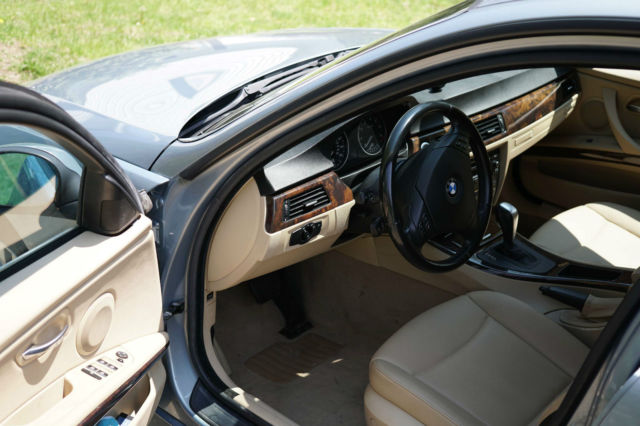 2007 BMW 3-Series (Arctic Silver/Beige)